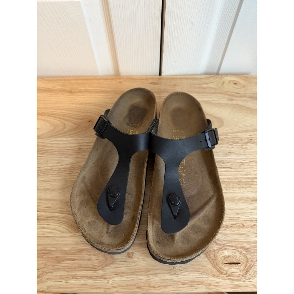 Birkenstock Gizeh Women’s Size 7 Black Leather Thong Sandals